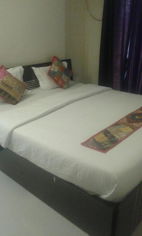 Poonam Hieghts Mumbai Bagian luar foto